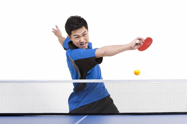 强展现出卓 强展现出卓