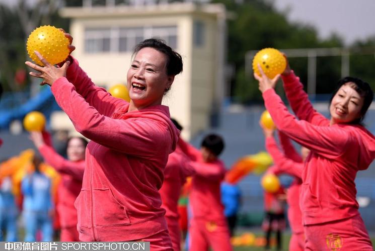 逆境下的團 逆境下的團